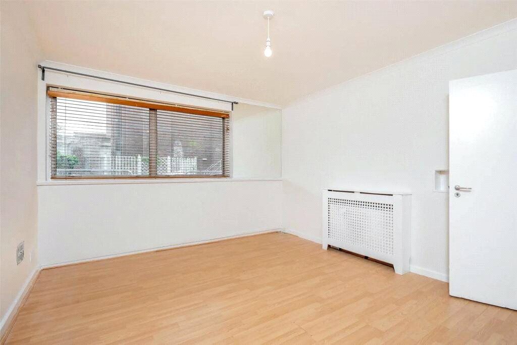 Property photo 1 of 11 Picture No. 01