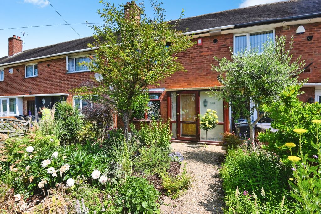 Property photo 1 of 16 Front Garden