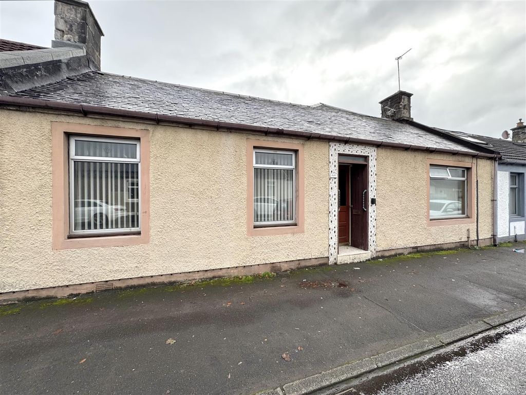 Property photo 1 of 6 External