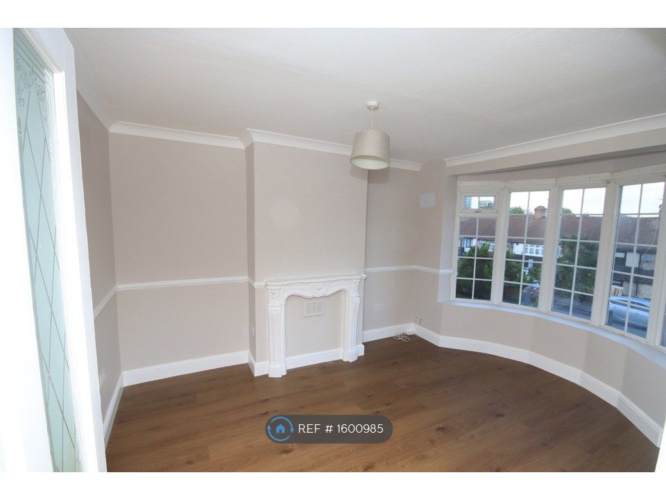Property photo 2 of 15 Living Room