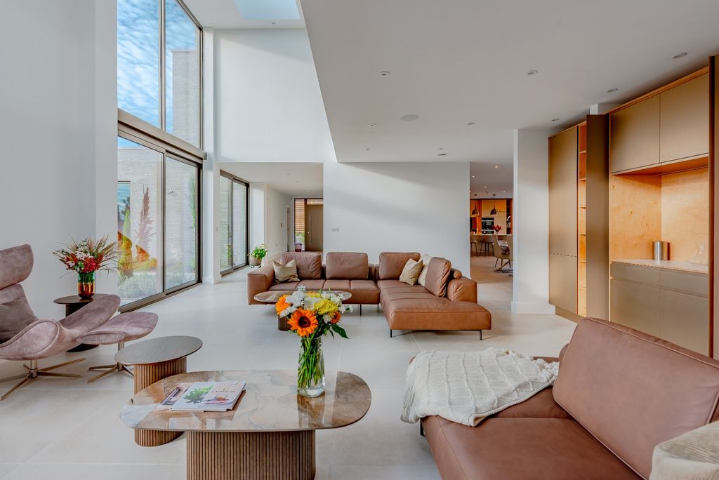 Property photo 1 of 21 4655220