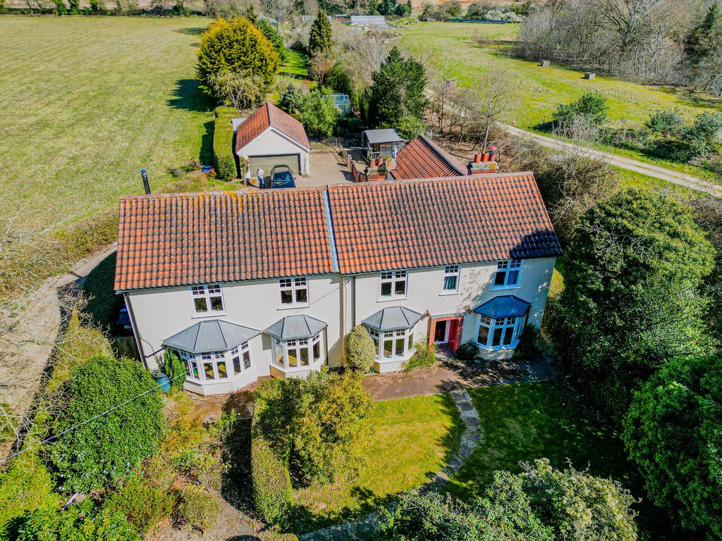 Property photo 2 of 50