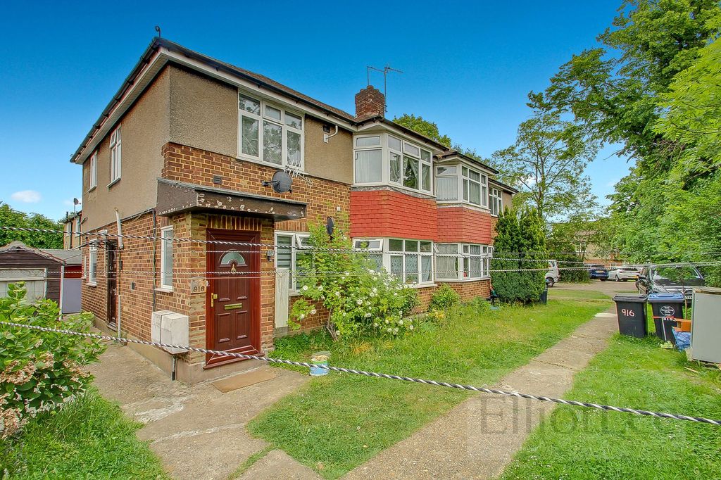 Property photo 1 of 9