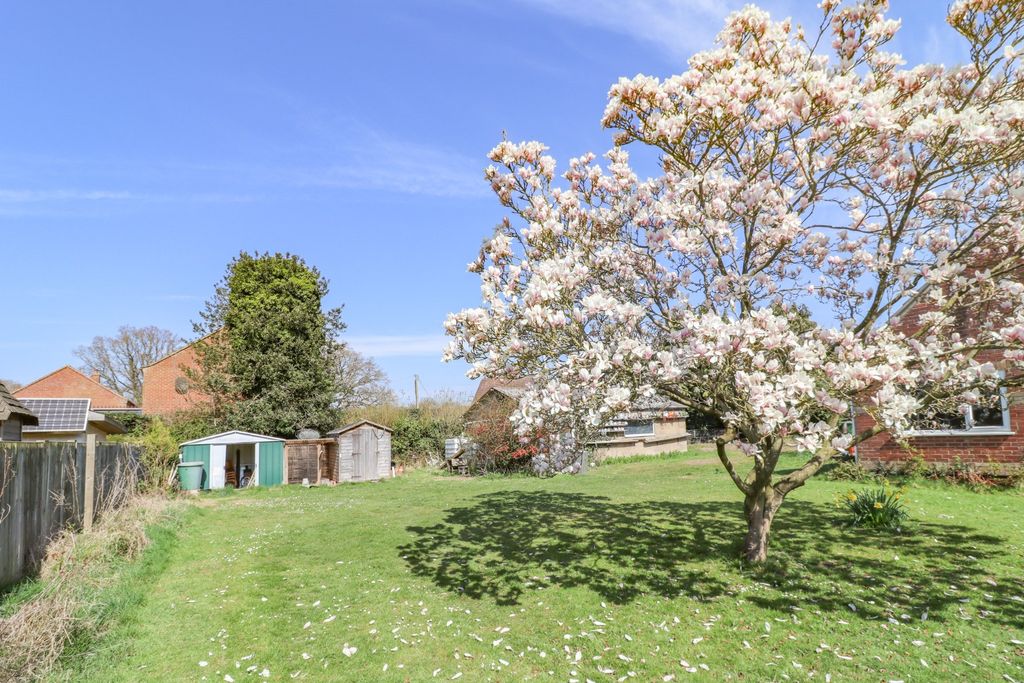 Property photo 2 of 23 3128534