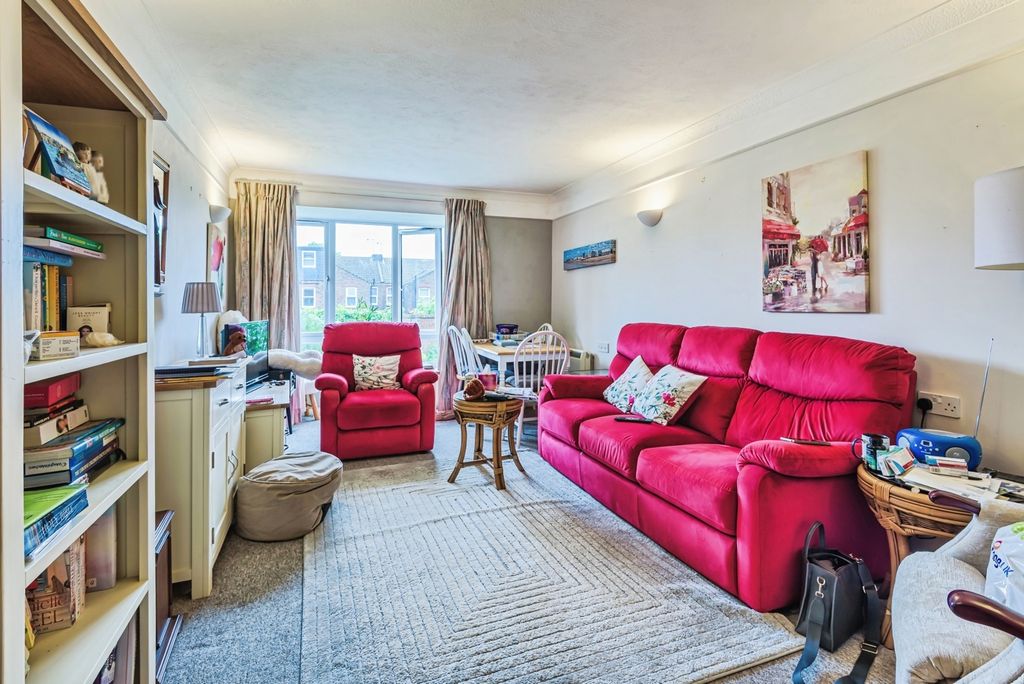 Property photo 2 of 10 Pbox-Img.Jpg