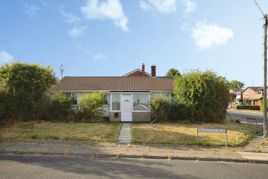 Property photo 1 of 17 Pbox-Img.Jpg