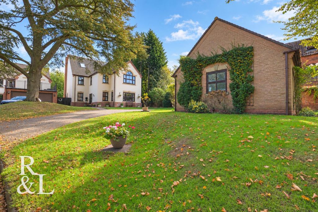 Property photo 1 of 48 Royston&Lund (1).Png