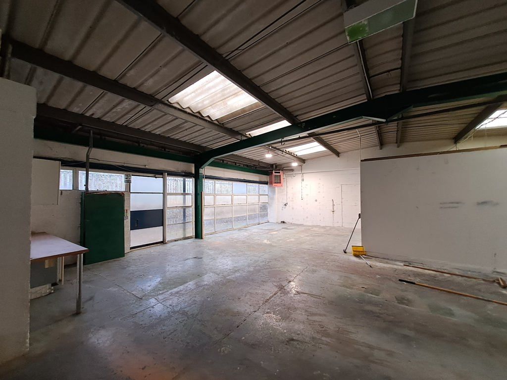 Property photo 2 of 5 Photo 5