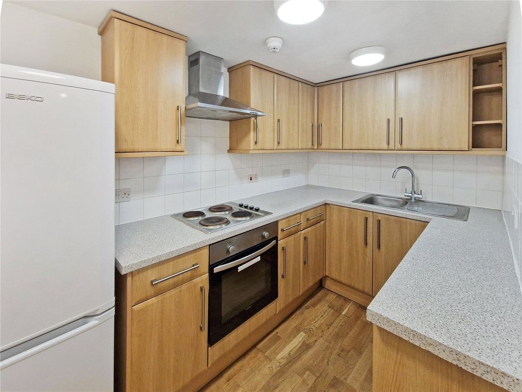 Property photo 1 of 5 Picture No. 05