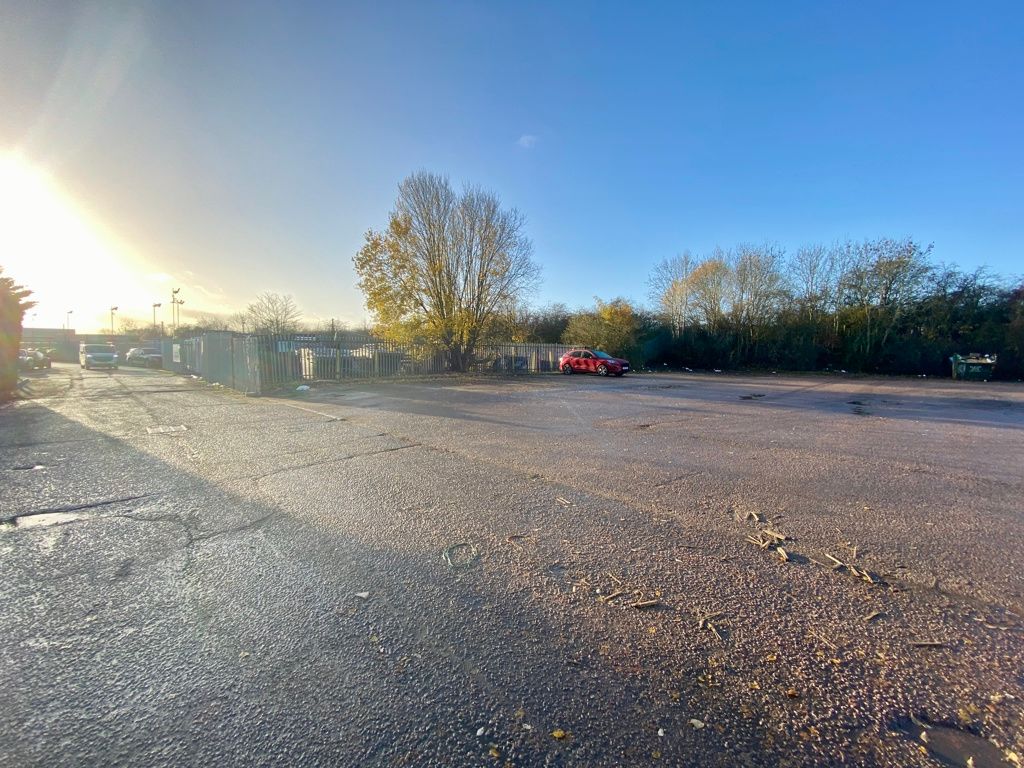 Property photo 3 of 9 Photo 20