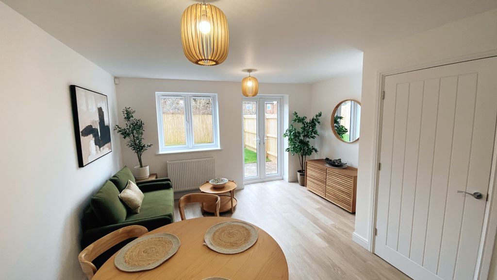 Property photo 2 of 14 Photo 2