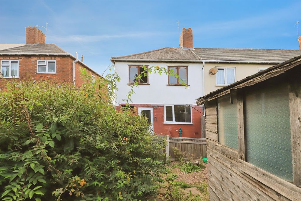 Property photo 2 of 14