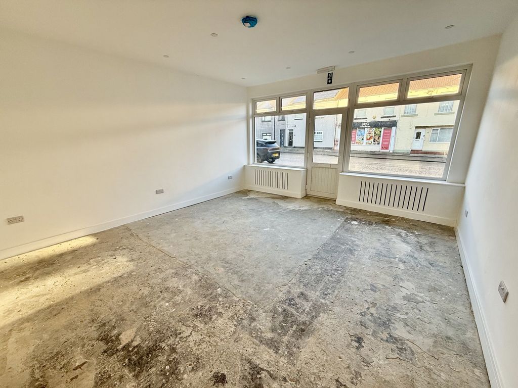 Property photo 2 of 6 Img_4002