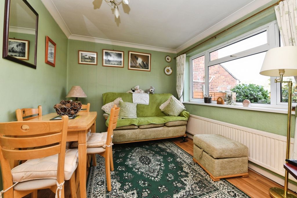 Property photo 3 of 16 Photo