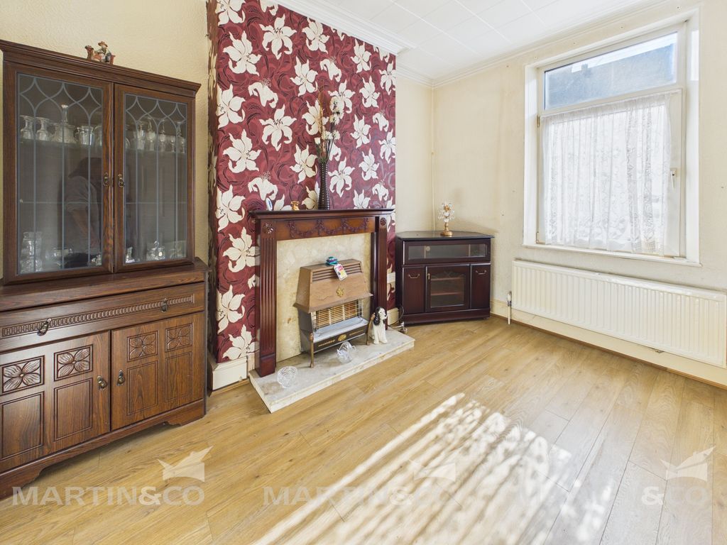 Property photo 2 of 10 Cam02406G0-Pr0680-Still001