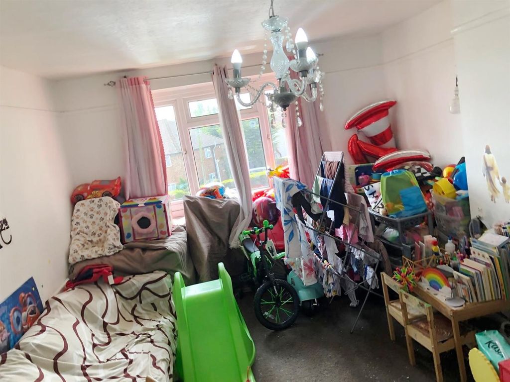 Property photo 2 of 10 Rec1