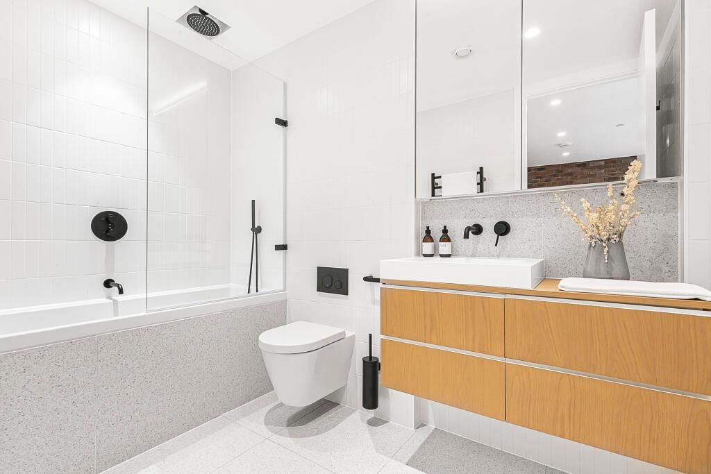 Property photo 3 of 3 Bathroom