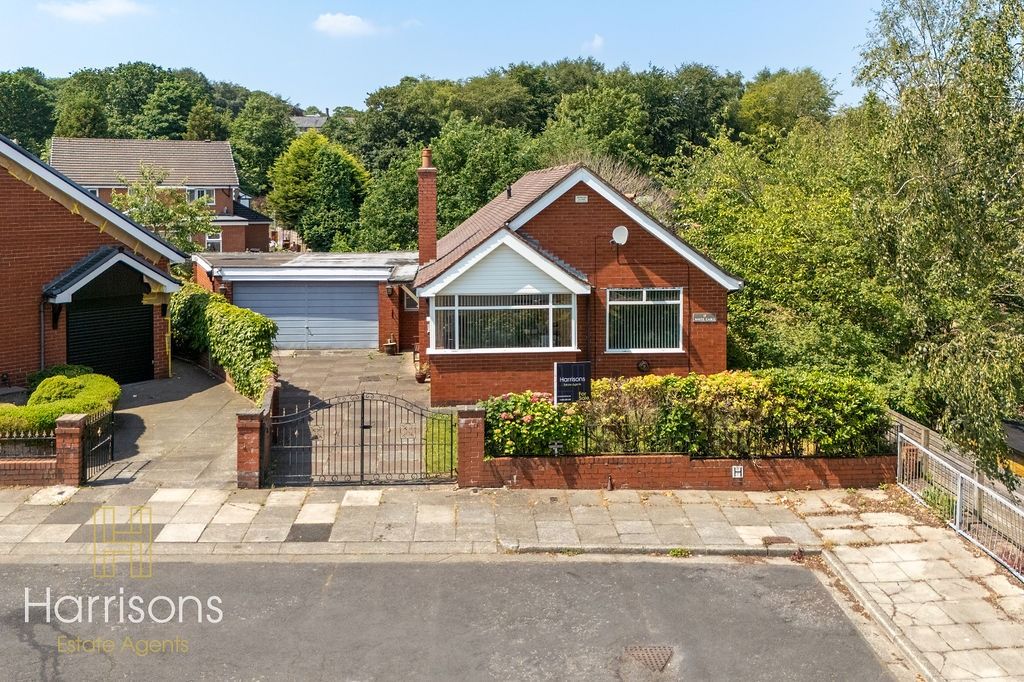 Property photo 1 of 44 4792050