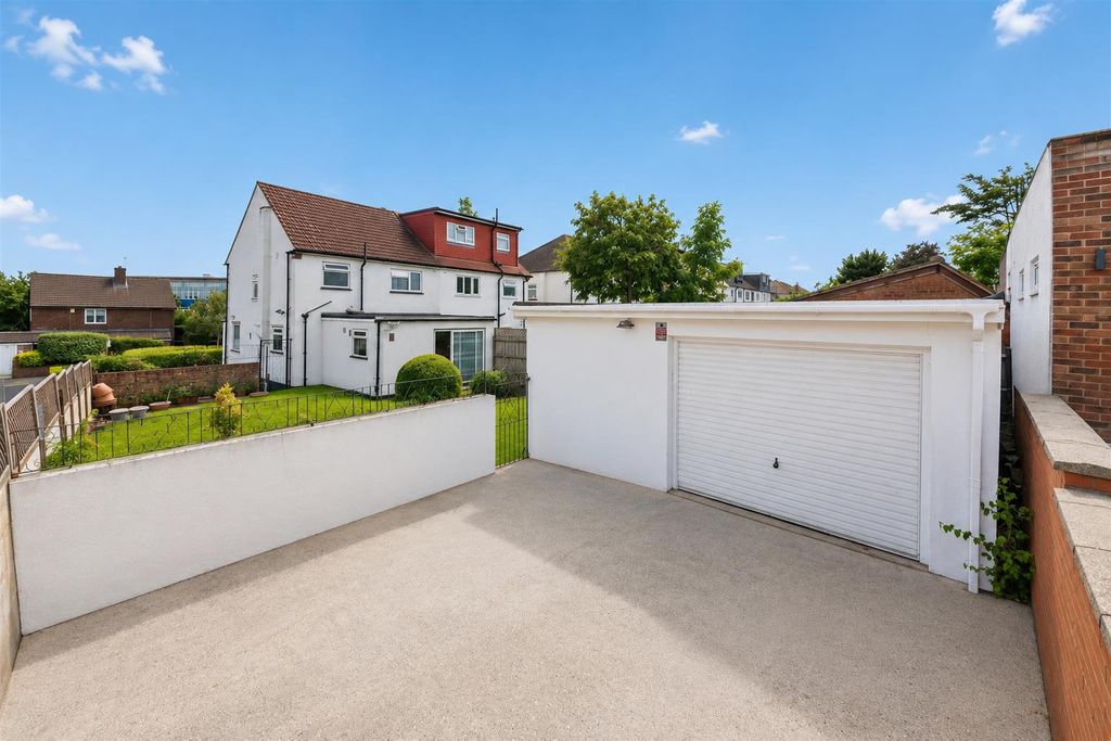 Property photo 3 of 18 E525d544-05Fa-4Cef-979E-B1862E42Ed27.Png