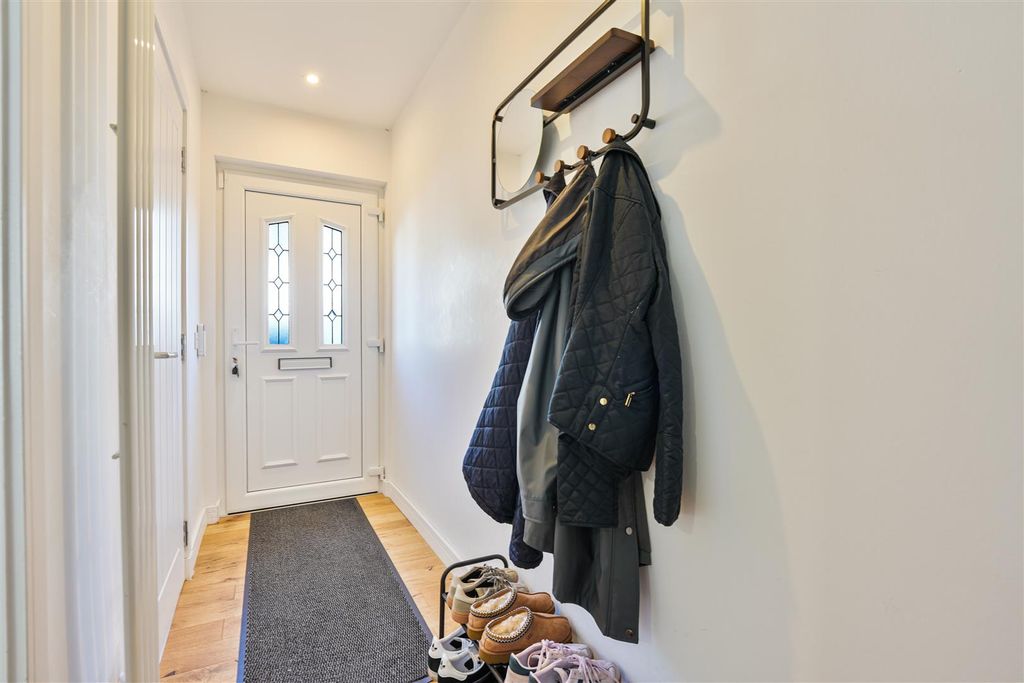 Property photo 3 of 26 3.Jpg