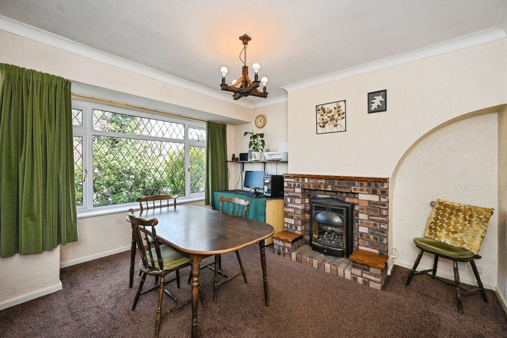 Property photo 3 of 25 Pbox-Img.Jpg