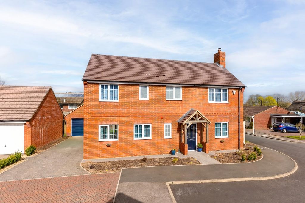 Property photo 1 of 23