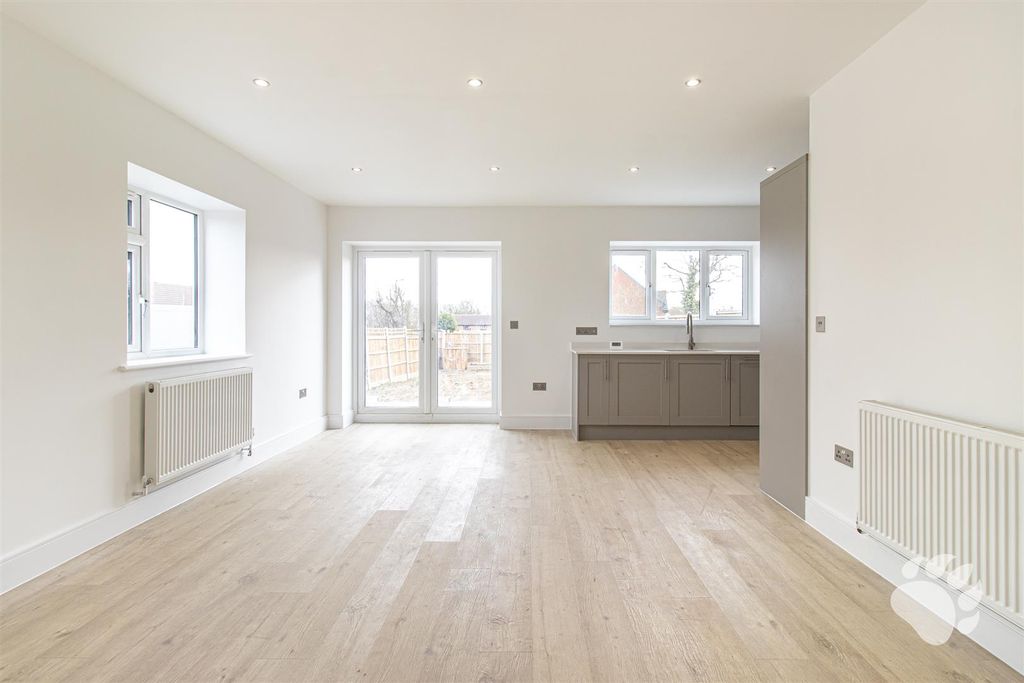 Property photo 2 of 24 Open Plan Kitchen/Living/Dining Room