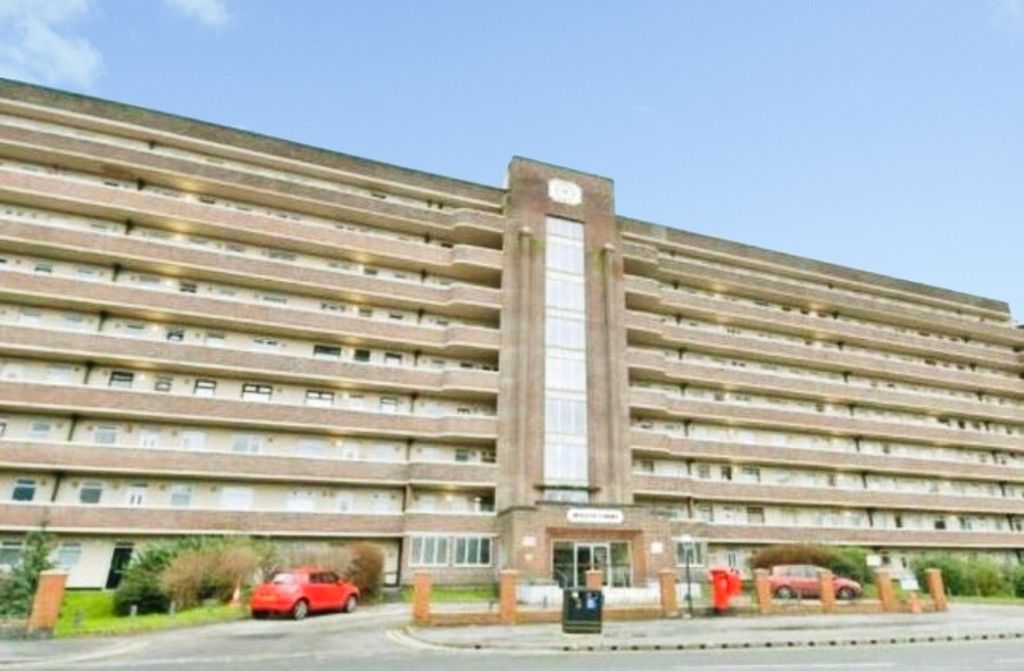 Property photo 1 of 13 Main Building