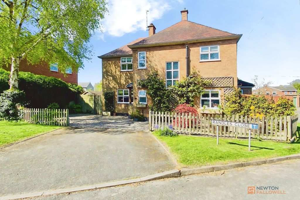 Property photo 1 of 31