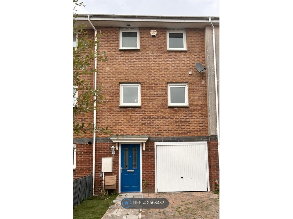 Property photo 2 of 20