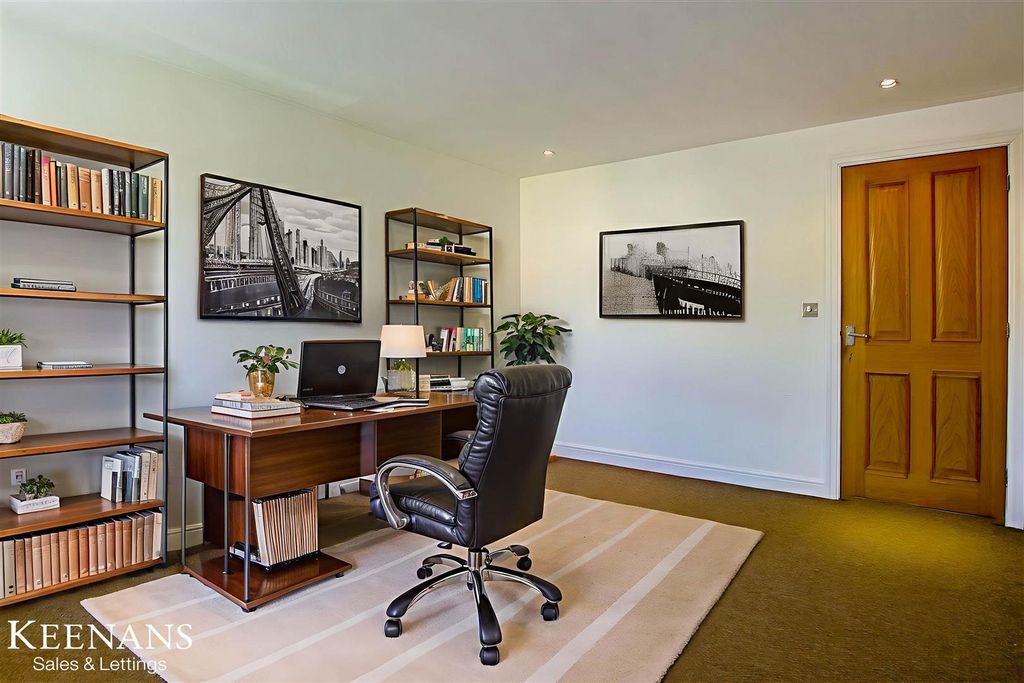 Property photo 2 of 37 Lhq8V3Xye0Gajlcoxdjova - Home Office - Modern - 1.