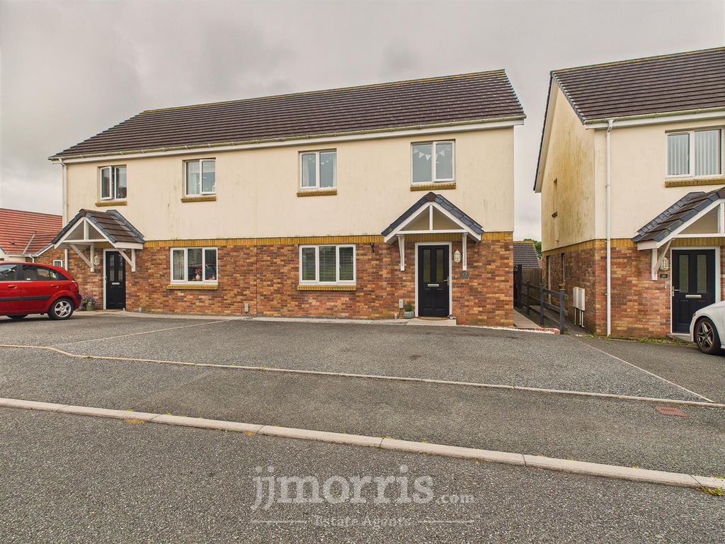 Property photo 1 of 24 Cam02121G0-Pr0166-Still002.Jpg