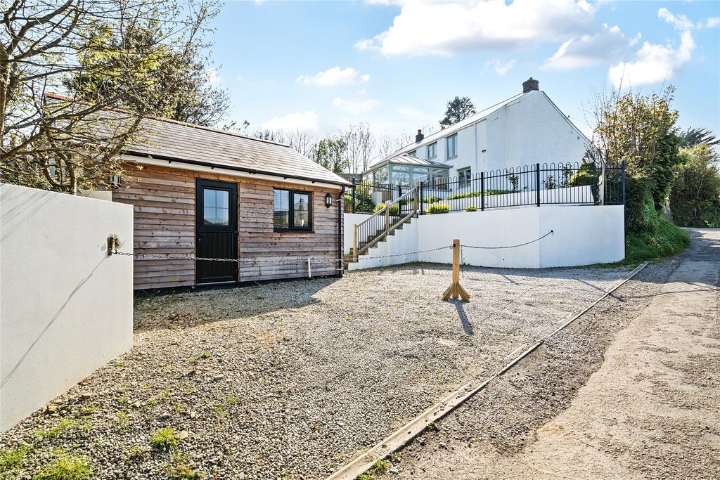 Property photo 3 of 31 Picture No. 28