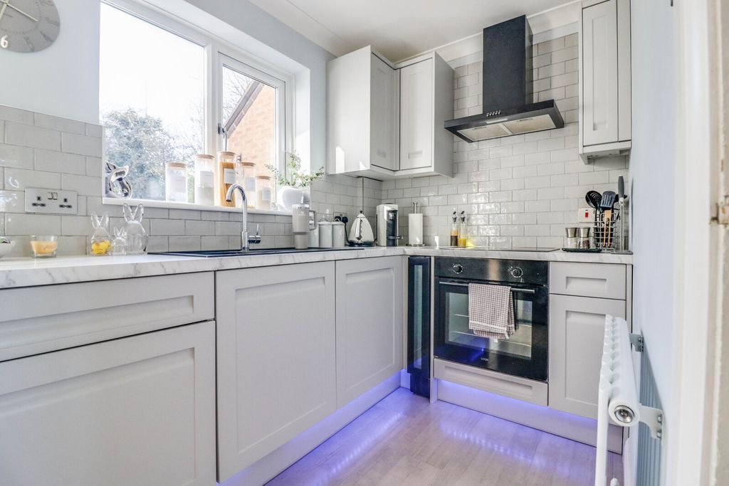 Property photo 2 of 16 Picture No. 07