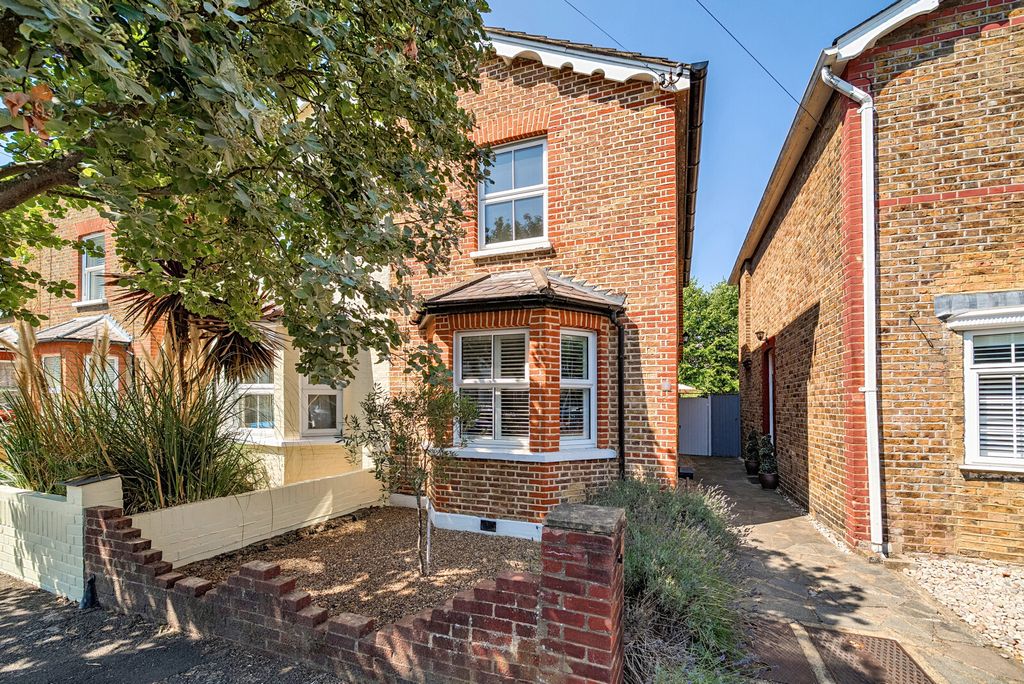 Property photo 1 of 16 Exterior