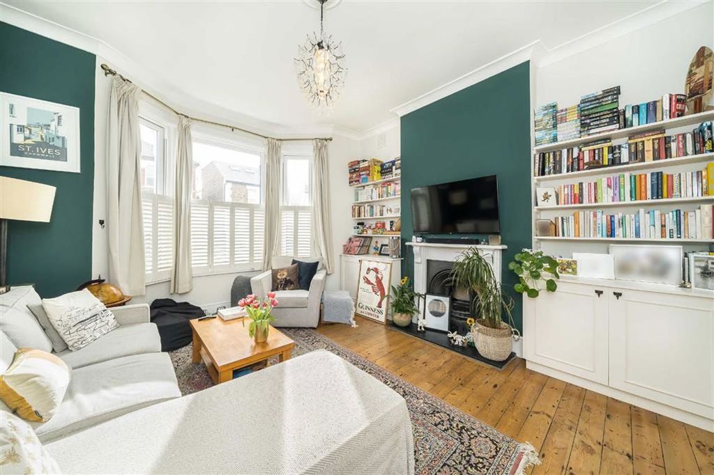 Property photo 2 of 9