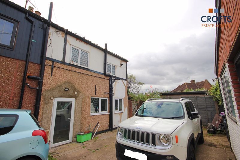 Property photo 1 of 13 Front