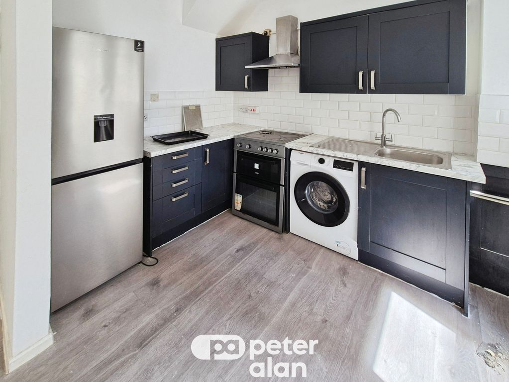 Property photo 3 of 12 Image