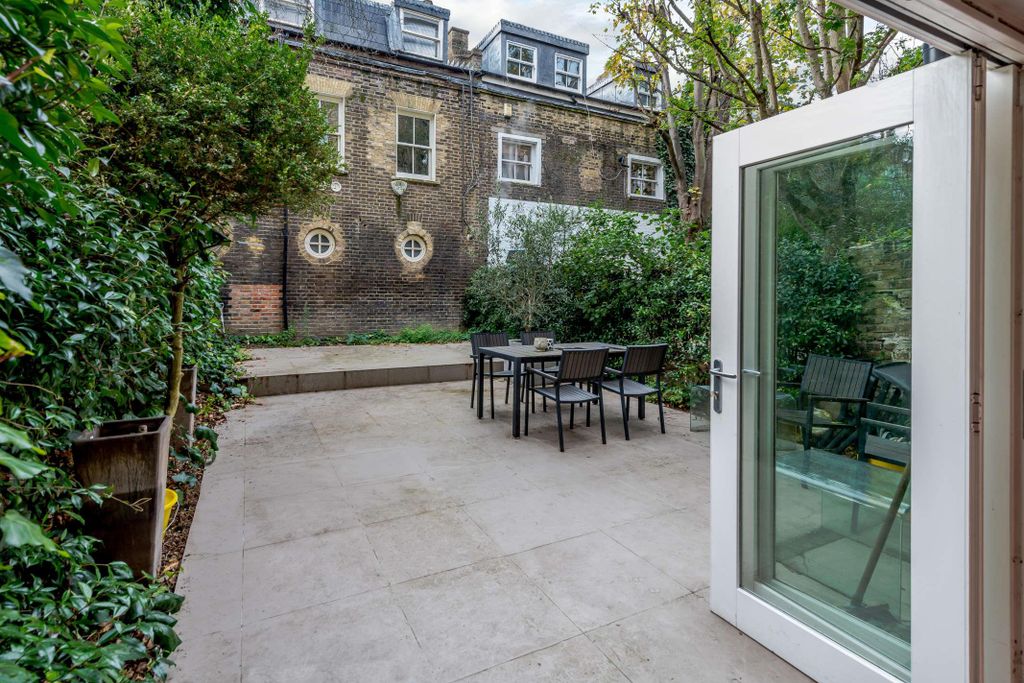 Property photo 3 of 9 Image