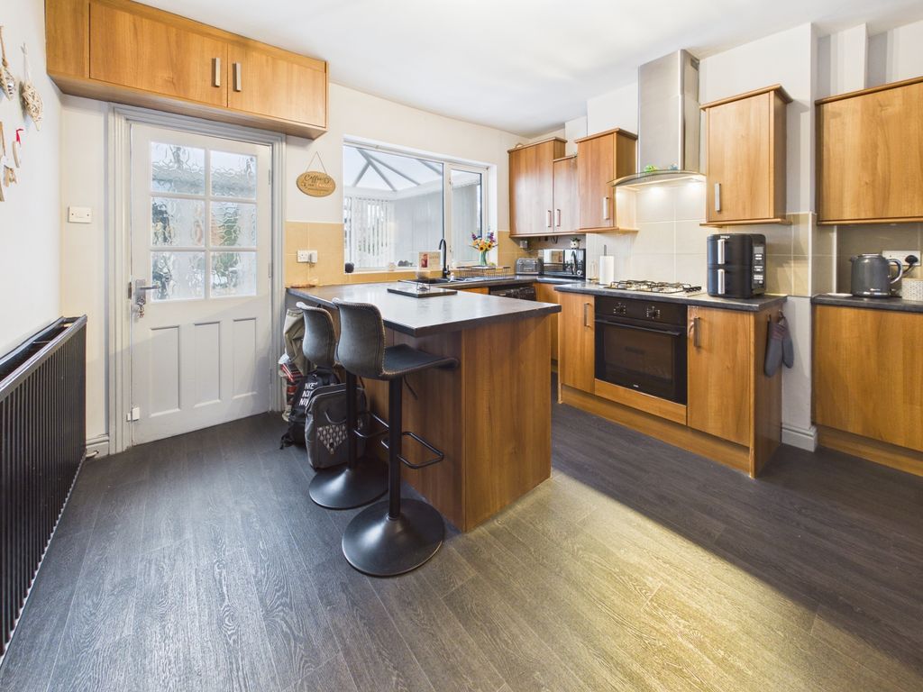 Property photo 2 of 15 Cam04789G0-Pr0048-Still006