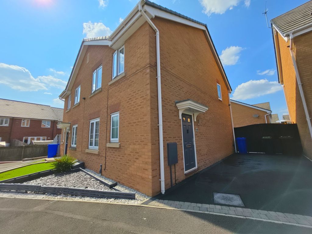 Property photo 1 of 33