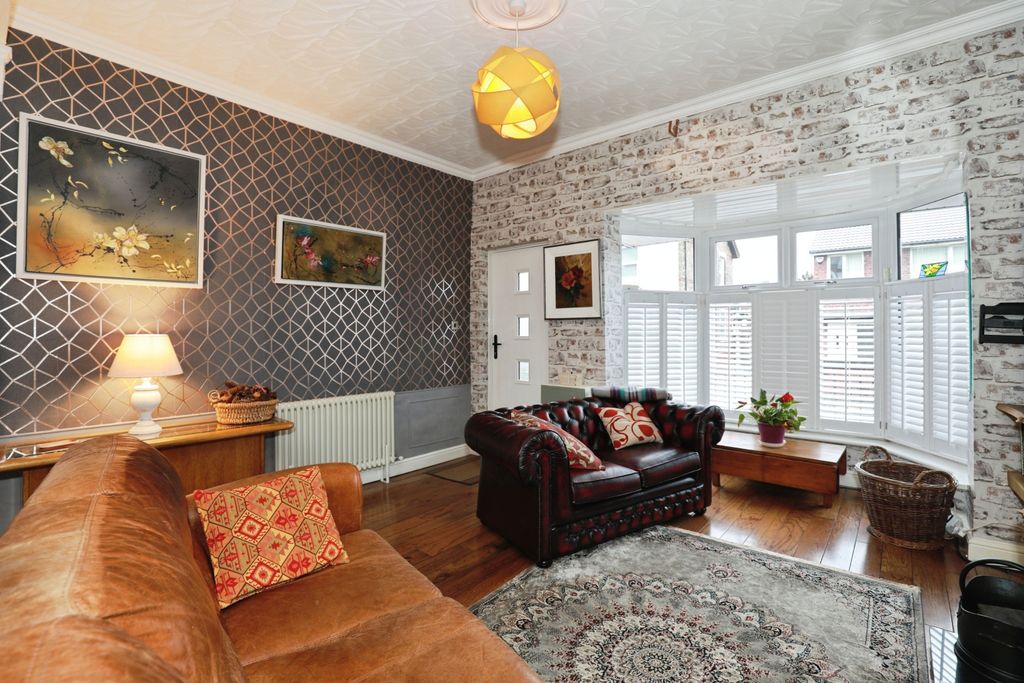 Property photo 3 of 15