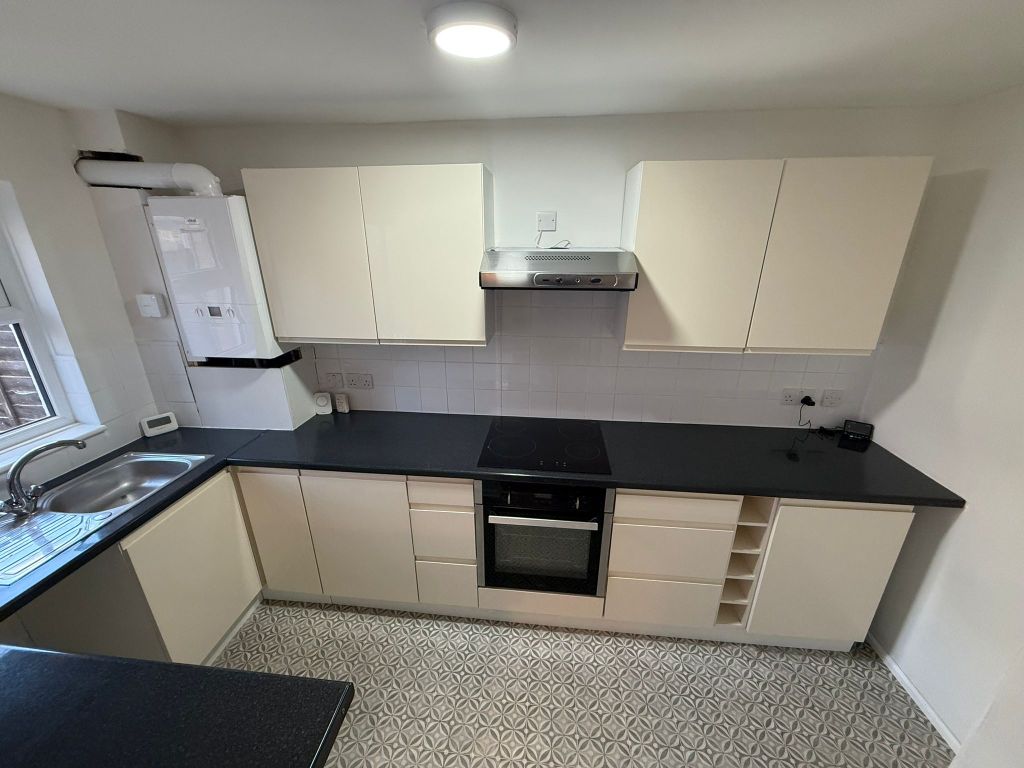 Property photo 3 of 12 Image