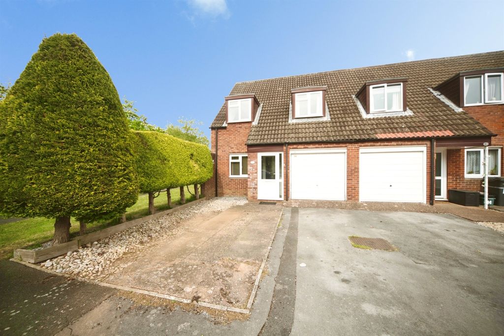 Property photo 1 of 19