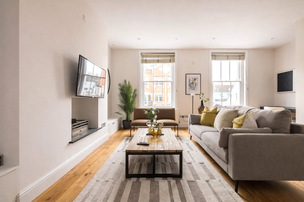 Property photo 3 of 10 Reception Room