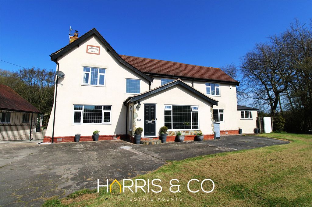 Property photo 2 of 45 Picture No. 10