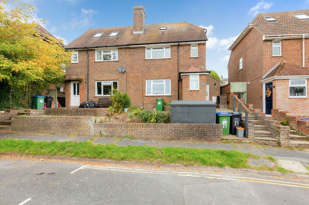 Property photo 1 of 23