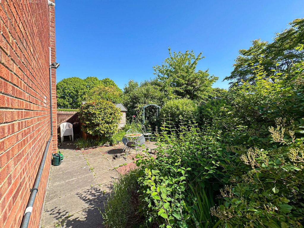 Property photo 3 of 15