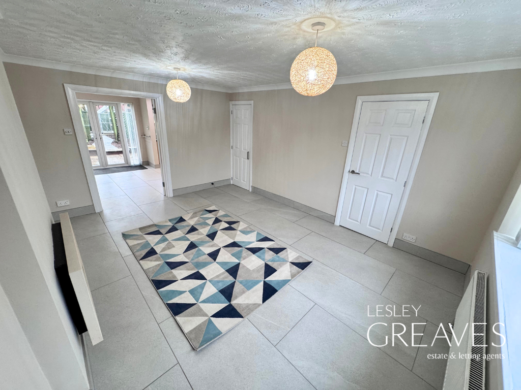 Property photo 3 of 15 Living Room