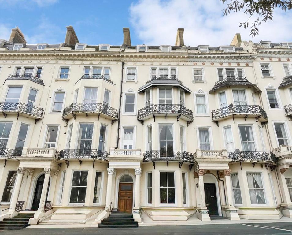 Property photo 1 of 20 Mpal96D8Ukwiz9_-Fdoypw.Png